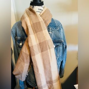 Burberry scarf